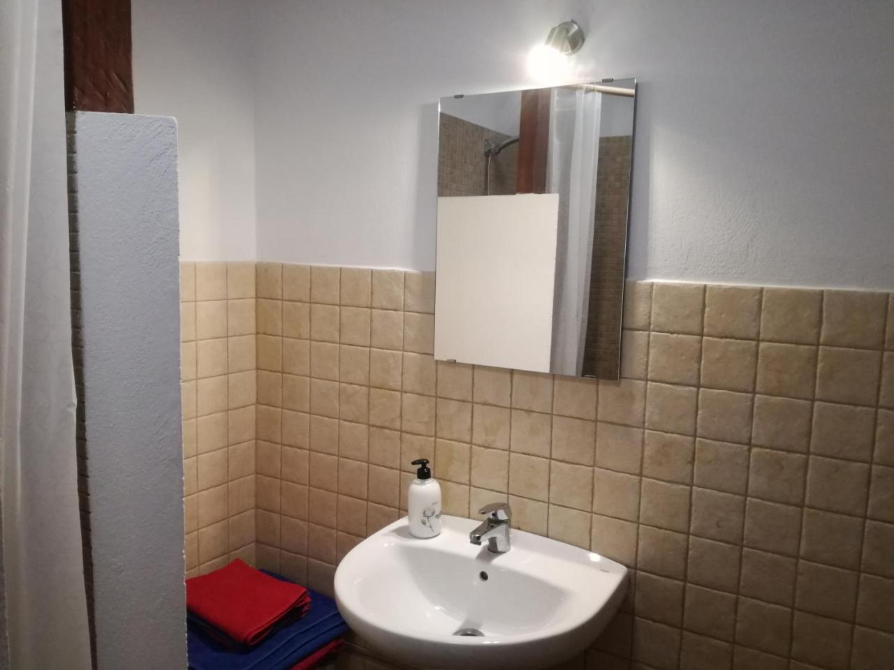 Surfhouse Hostel Famara テギセ エクステリア 写真