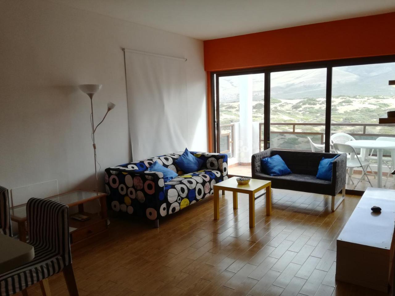 Surfhouse Hostel Famara テギセ エクステリア 写真