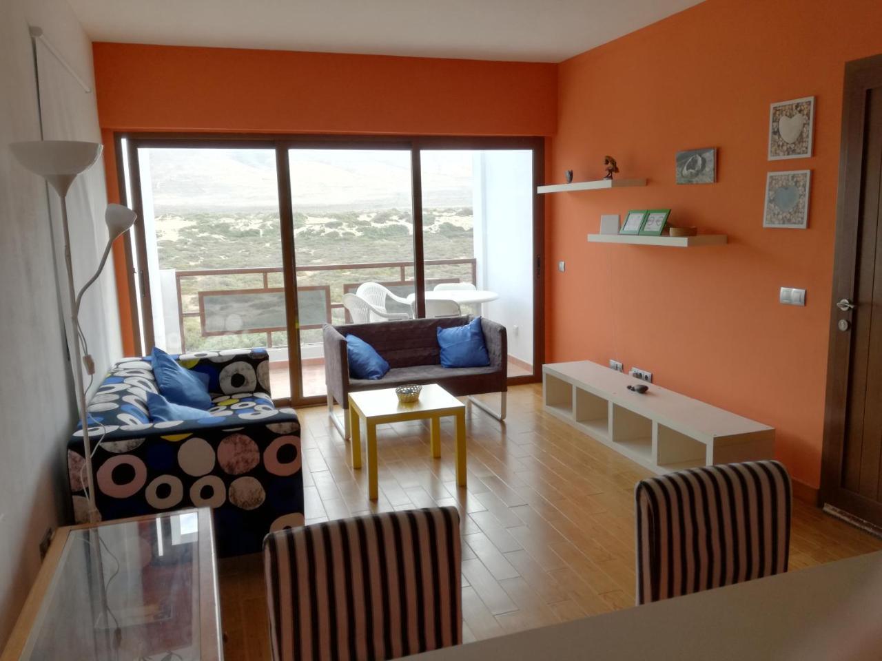 Surfhouse Hostel Famara テギセ エクステリア 写真
